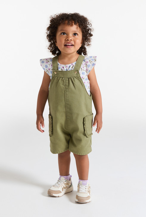 Salopette courte et tee-shirt fleuri vert kaki bébé fille 1