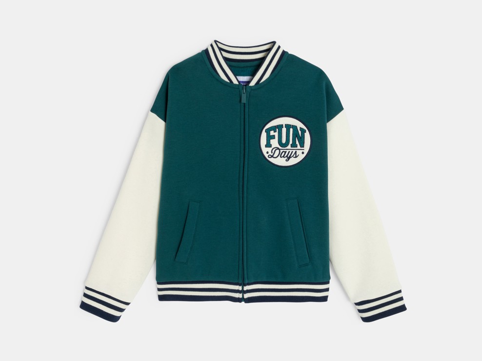 Grünes College-Sweatshirt für Jungen 2