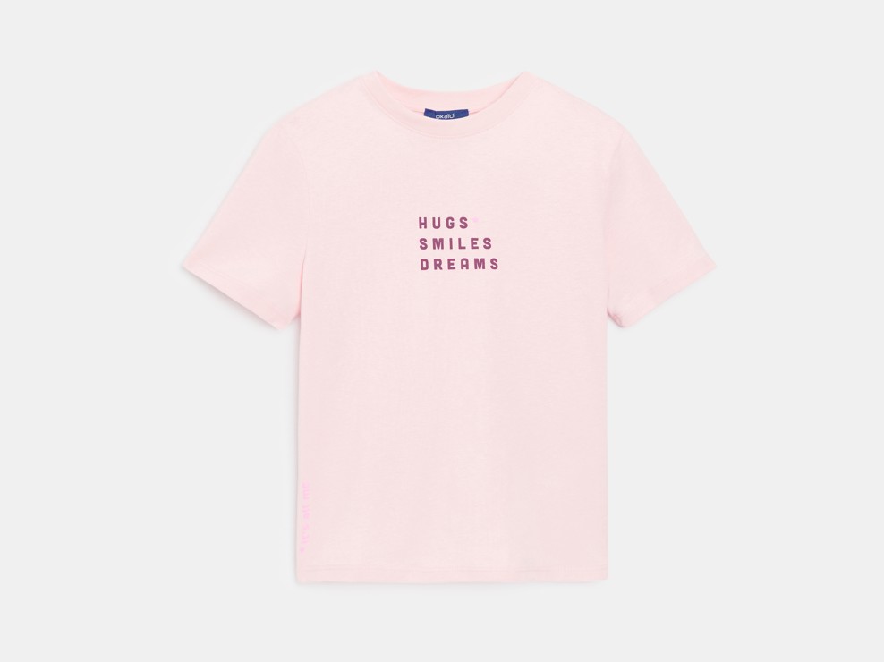 Różowo-pastelowa koszulka z napisem dla dziewczynki 1