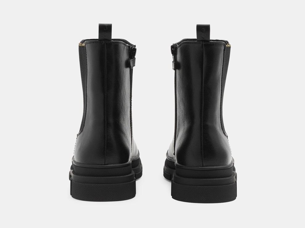 Czarne sztyblety dla dziewczynki 2