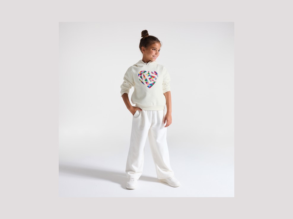 Sudadera corazón niña 1