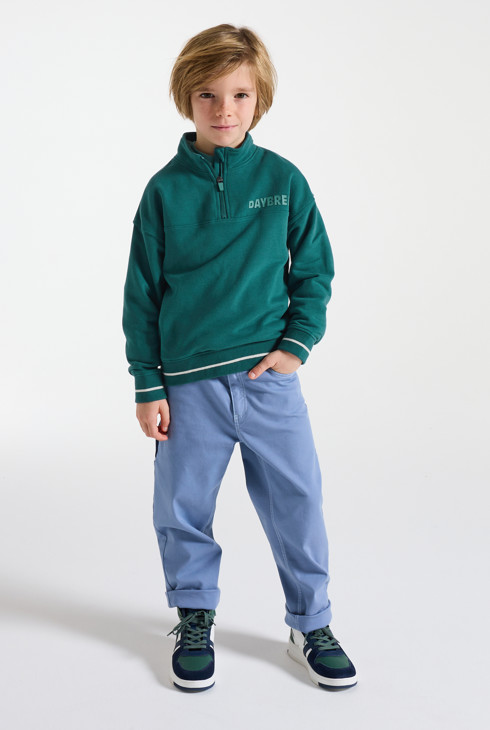 Zeleni pulover visokog ovratnika s porukom za dječake 1