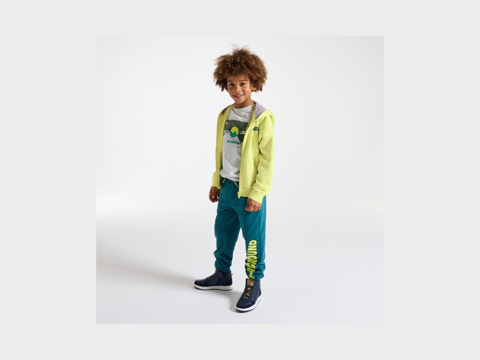 Gele sweater met kap voor jongens 1