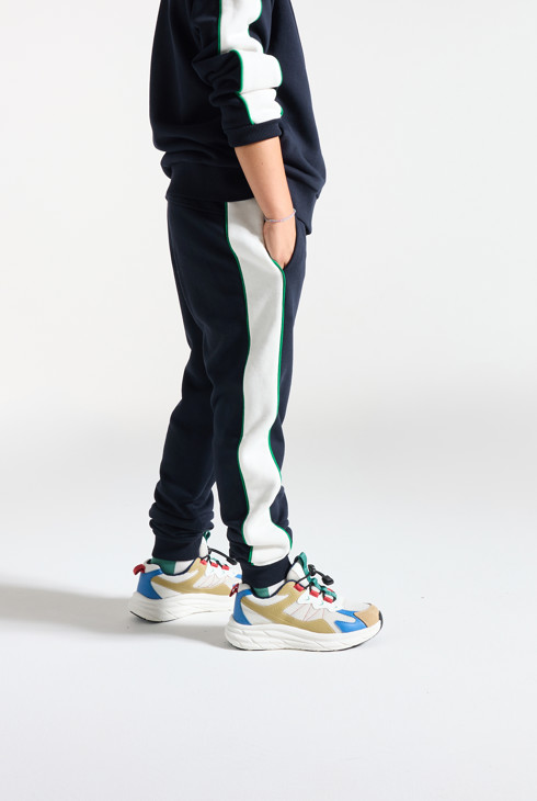 Marineblauwe fleece joggingbroek met zijstrepen voor jongens 2