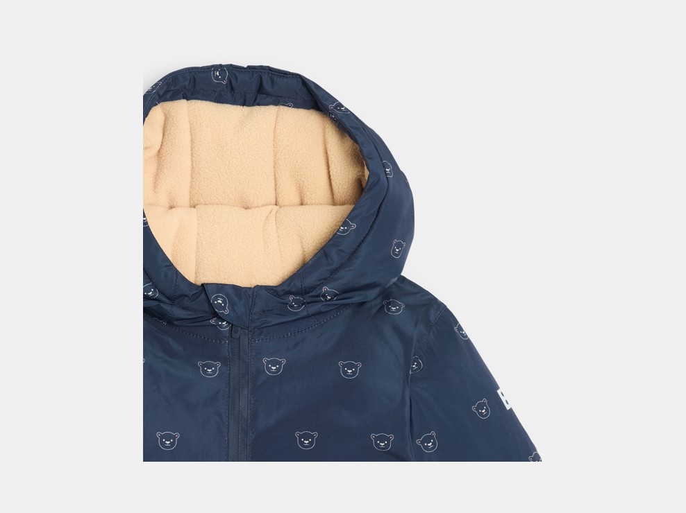 Schneeanzug in Blau mit Bärenmotiv und Fleecefutter für kleine Jungen 2