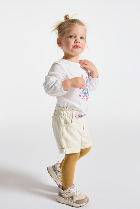Short velours beige bébé fille 1