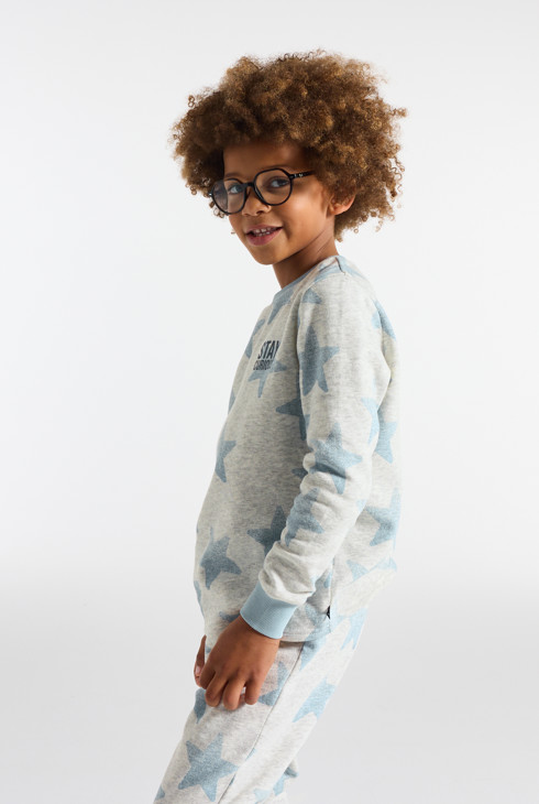 Siva dvodijelna pidžama s uzorkom zvijezda za dječake 2