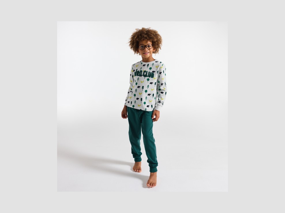 Smaragdgroene tweedelige pyjama van velours met print voor jongens 1