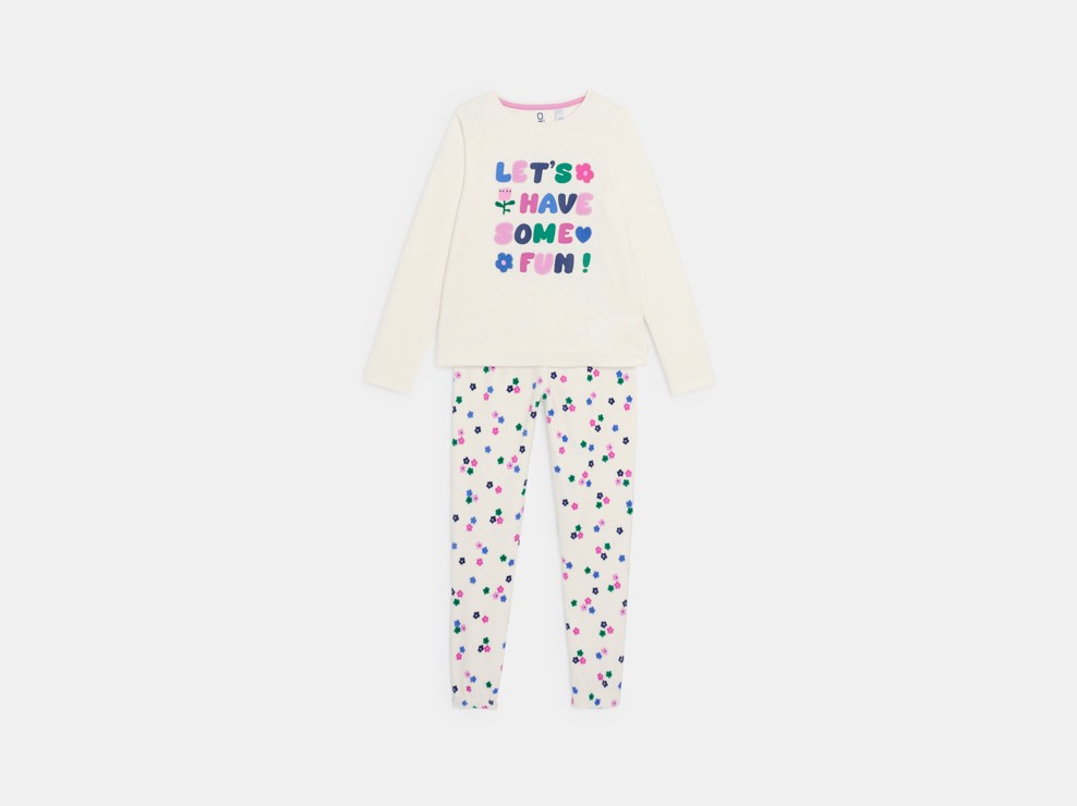 Beige pyjama met bloemetjesprint voor meisjes 1