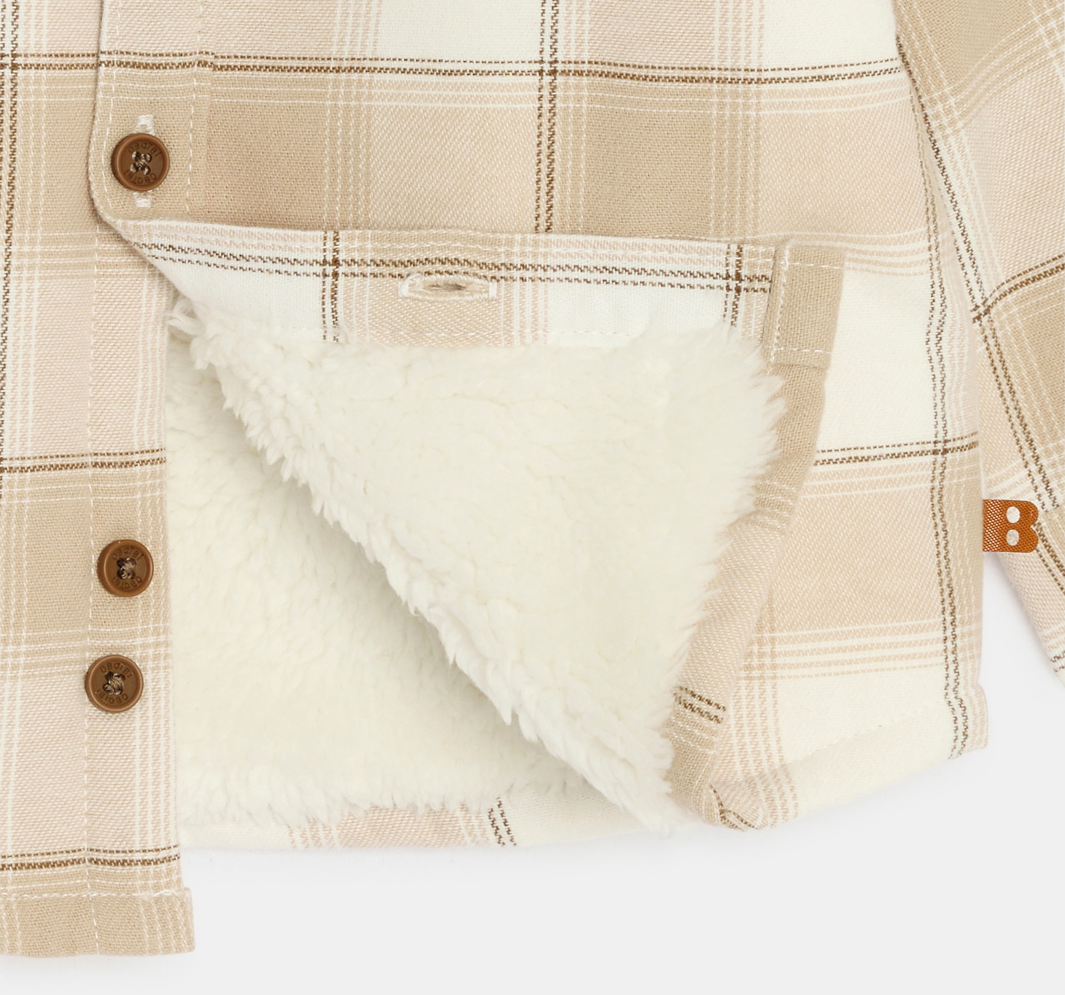 Bež karirana podstavljena lagana jakna od sintetičkog krzna za dječake 2