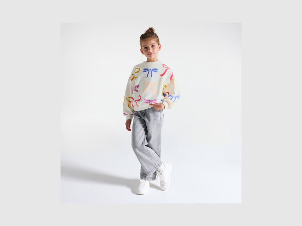 Weißes Sweatshirt mit Schleifenmuster Mädchen 1