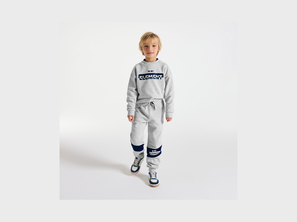Szare spodnie dresowe dla chłopca 1