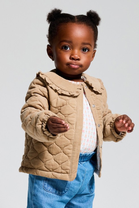 Beigefarbene Jacke aus Velours mit Claudine-Kragen, Baby, Mädchen 1