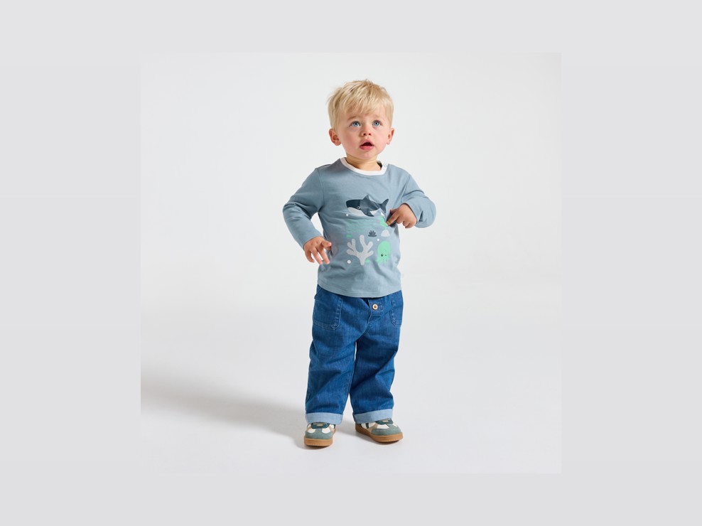 Blauw T-shirt in matrozenstijl voor babyjongens 1