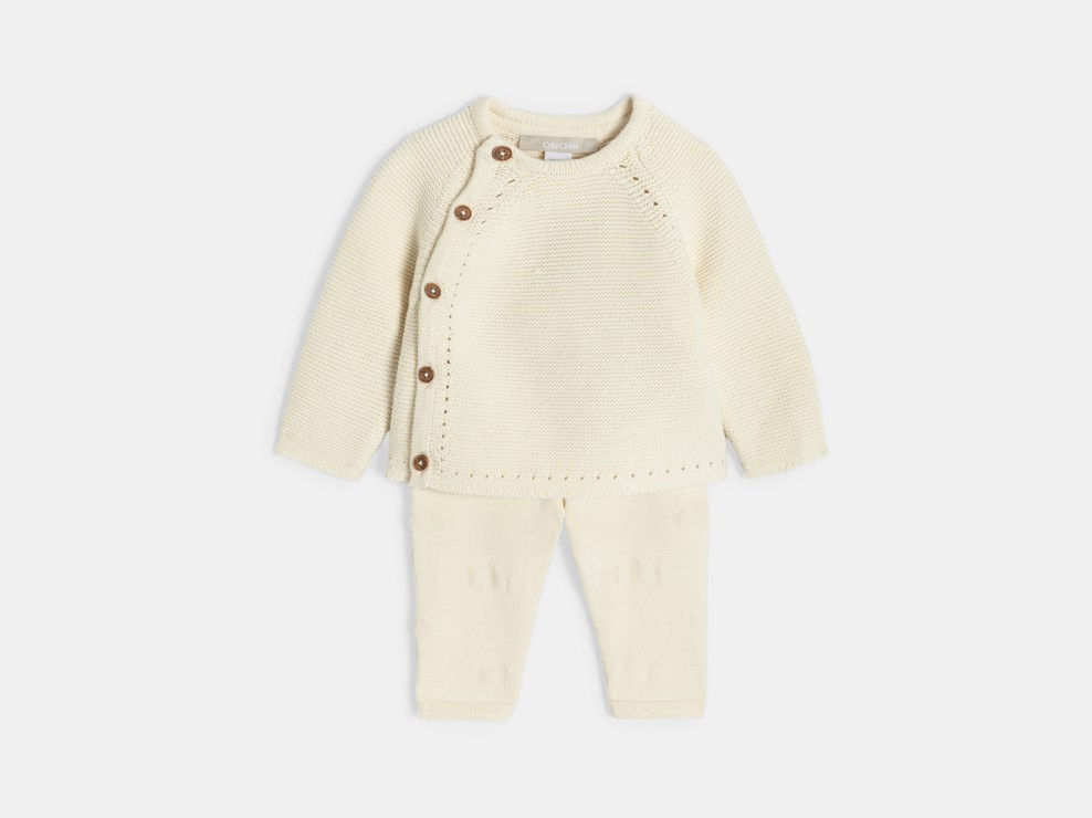 Ecru gebreide trui en broek voor baby's 1