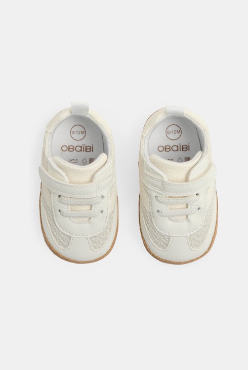 Bijele tenisice za bebe 2