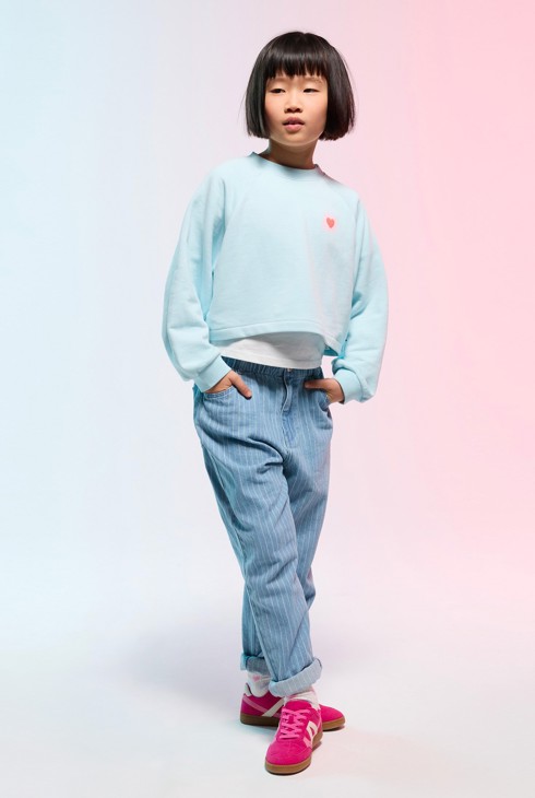 Svjetloplavi kratki pulover s motivom srca za djevojčice 1