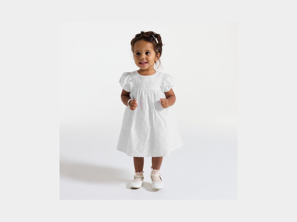 Vestit blanc de punts bebè nena 1