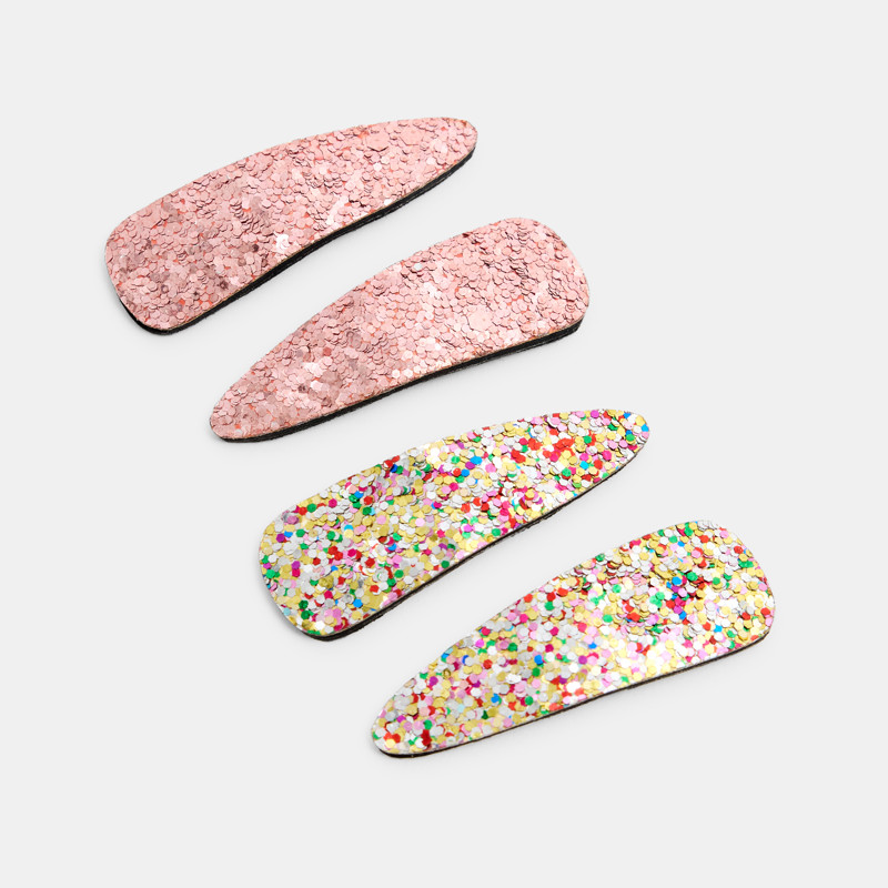 Set aus bunten Haarspangen für Mädchen