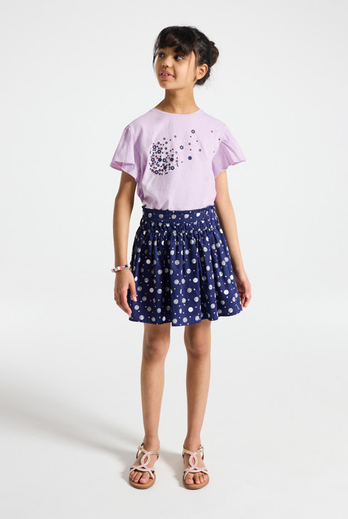 Ljubičasta razbarušena majica s cvjetnim printom 1