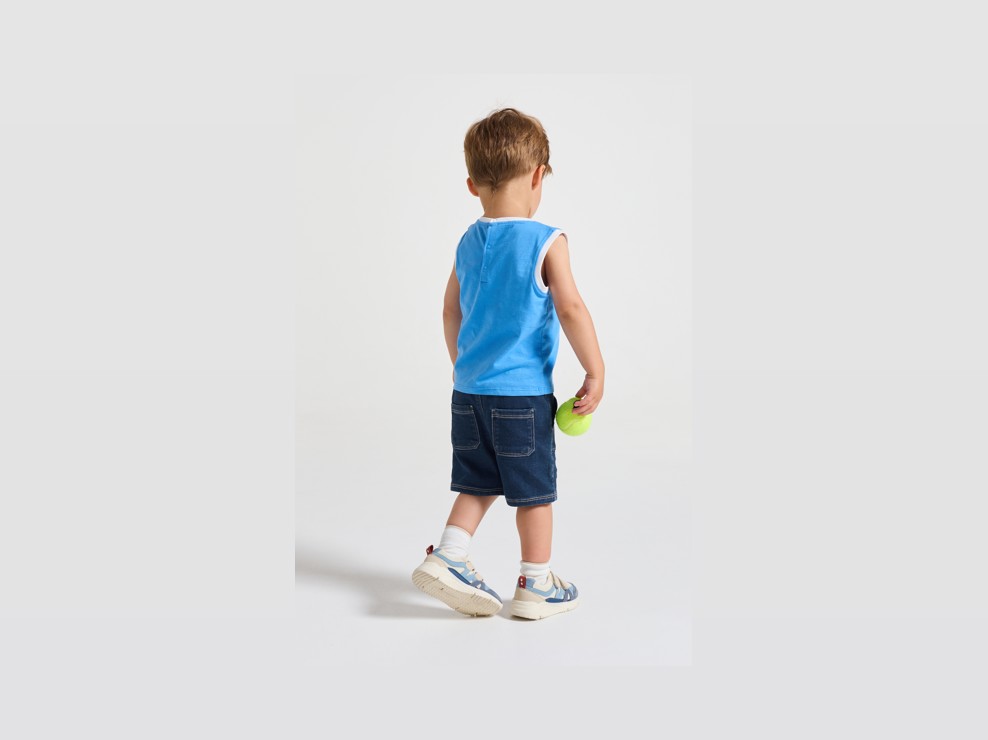 Blauwe spijkerbermuda voor babyjongens 1