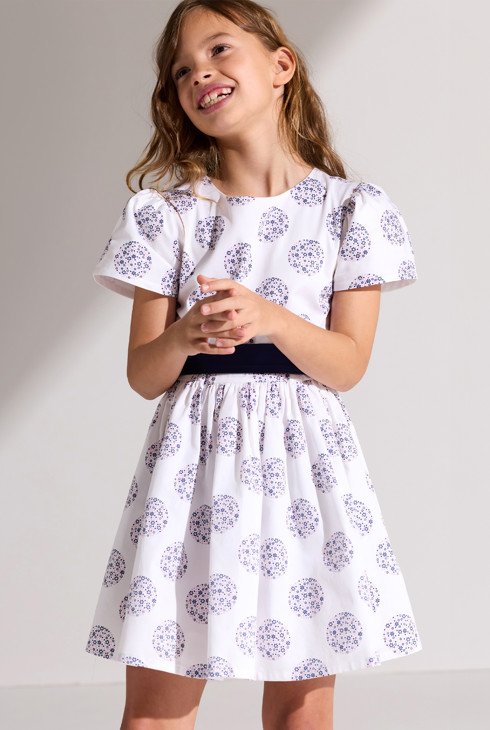 Robe blanche fleurie fille 1