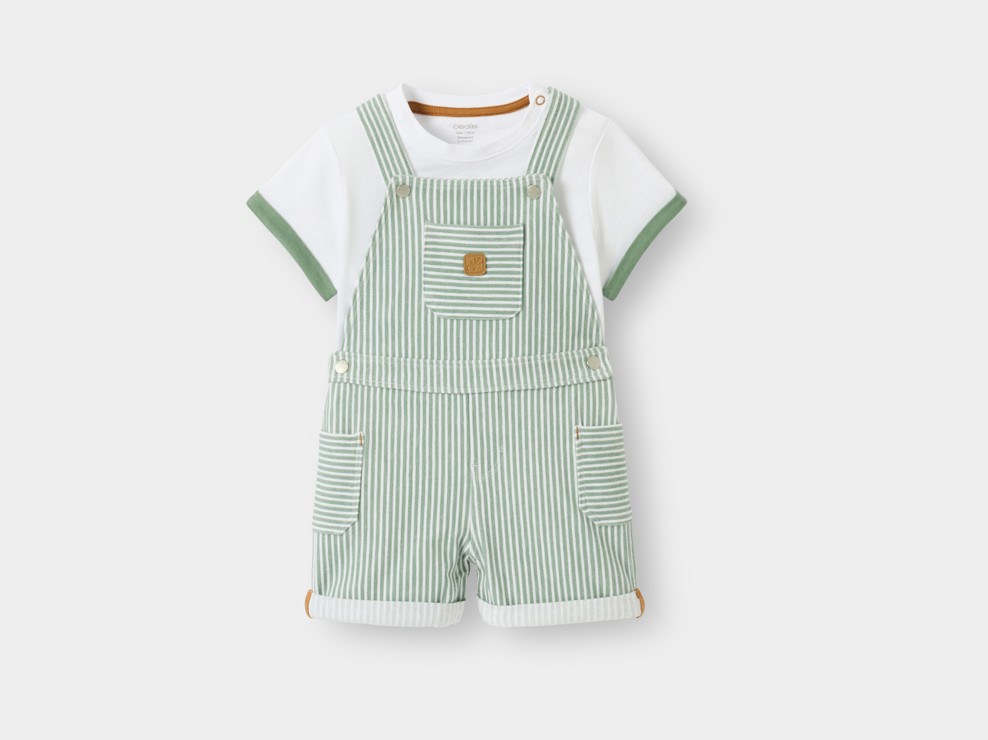 Peto corto a rayas y camiseta verde bebé niño 1