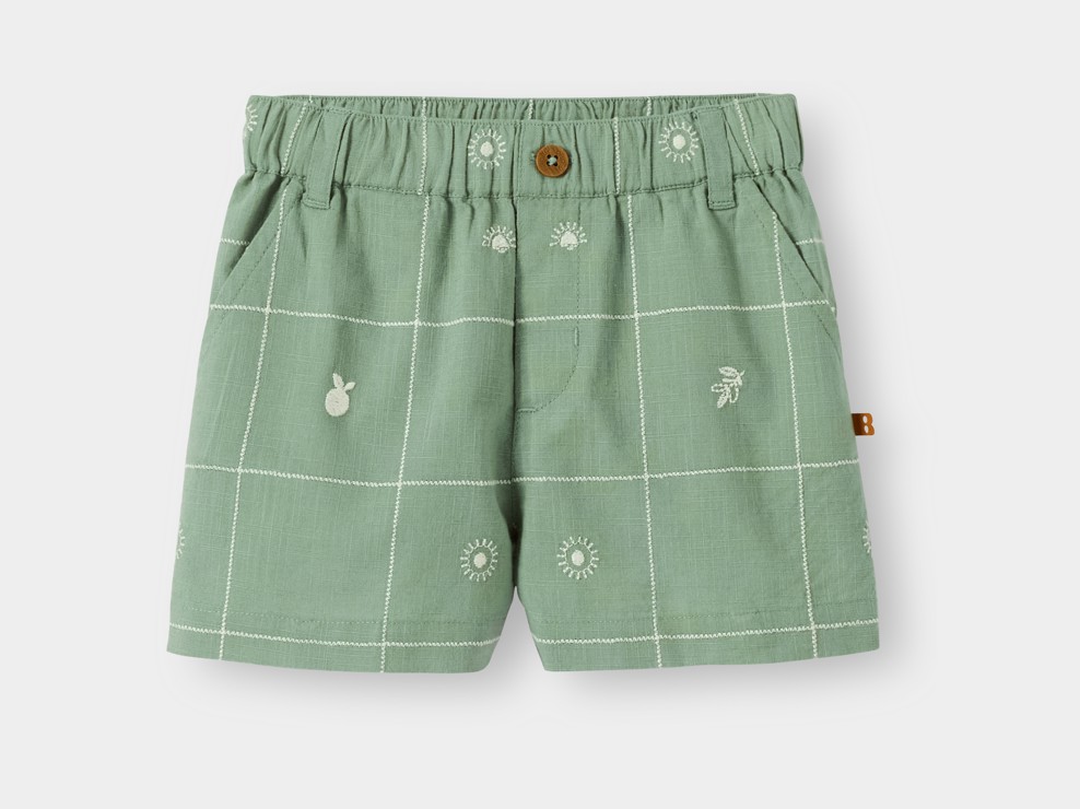 Short coton fantaisie brodé vert bébé garçon 1