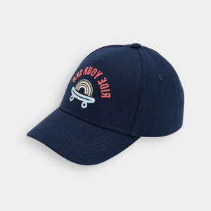 Casquette bleue garçon