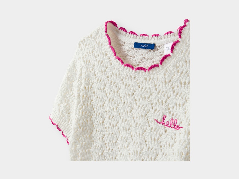 Pull blanc écru crochet fille 2