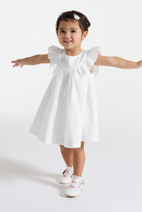 Robe blanche bébé fille 1