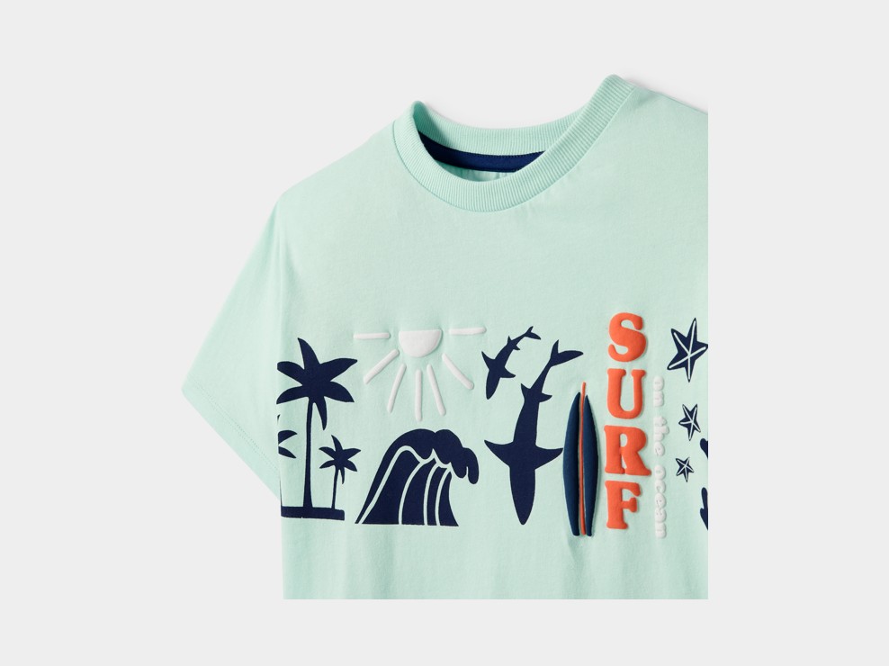 Grünes T-Shirt mit Motiv für Jungen 2