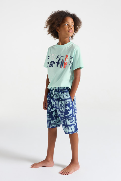 T-shirt vert à motif garçon 1