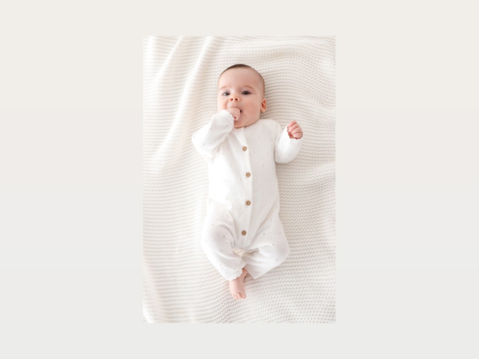 Mono blanco para bebé niña 1