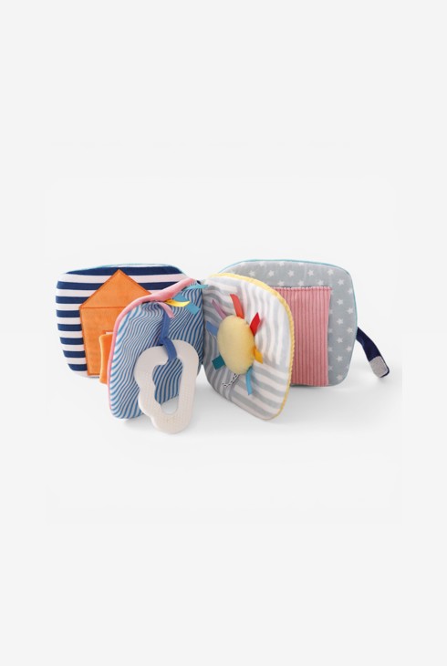 Livre tissu d'activités sensorielles Oxybul 2