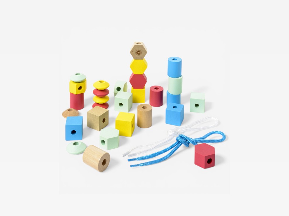 30 perles en bois à lacer Oxybul 2