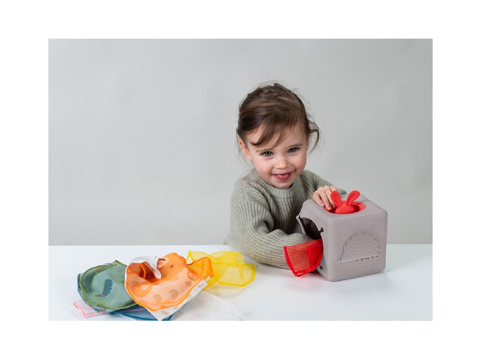 Cube boîte à lingettes et Pop Up Lapin Taf Toys 2
