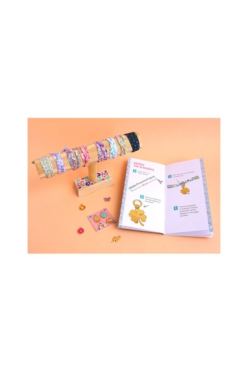 Coffret Mes fabuleux bijoux avec présentoir en bois