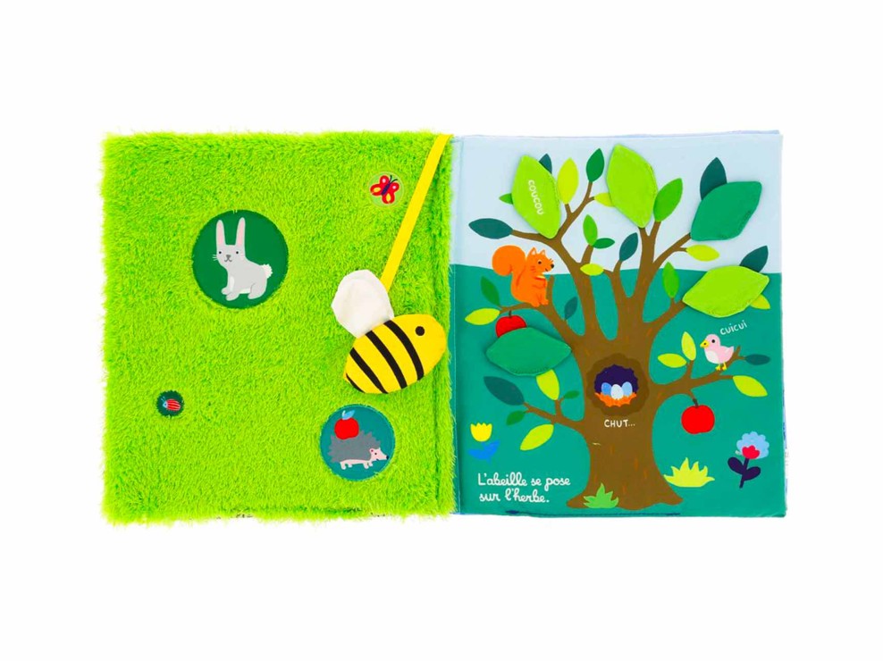 Mon grand livre en tissu d'éveil tactile 2